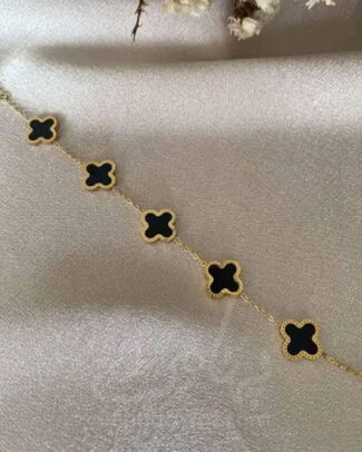 Clover Design Chain Bracelet