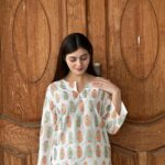 2 PCs Women's White Stitched Printed Arabic Lawn Suit Shirt And Trouser