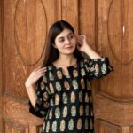2 PCs Women's Black Stitched Printed Arabic Lawn Suit Shirt And Trouser