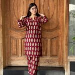 2 PCs Women's Maroon Stitched Printed Arabic Lawn Suit Shirt And Trouser