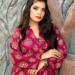 2 Pcs Women's Round Neck Linen Block Printed Stitched Suit